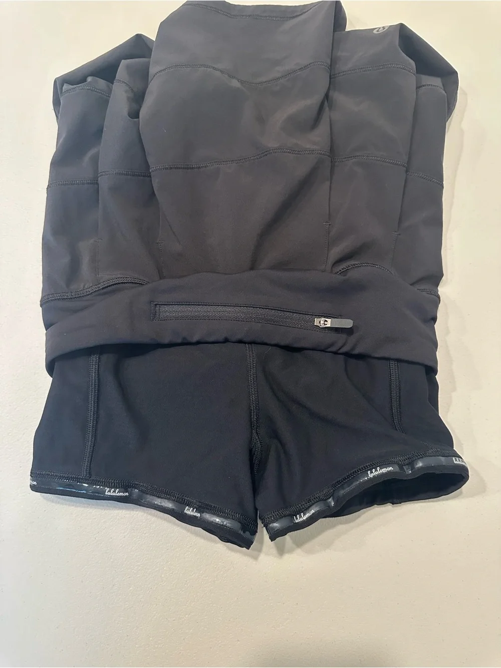 lululemon Women’s Black Pace Rival Skirt Size 0 Tall 15”